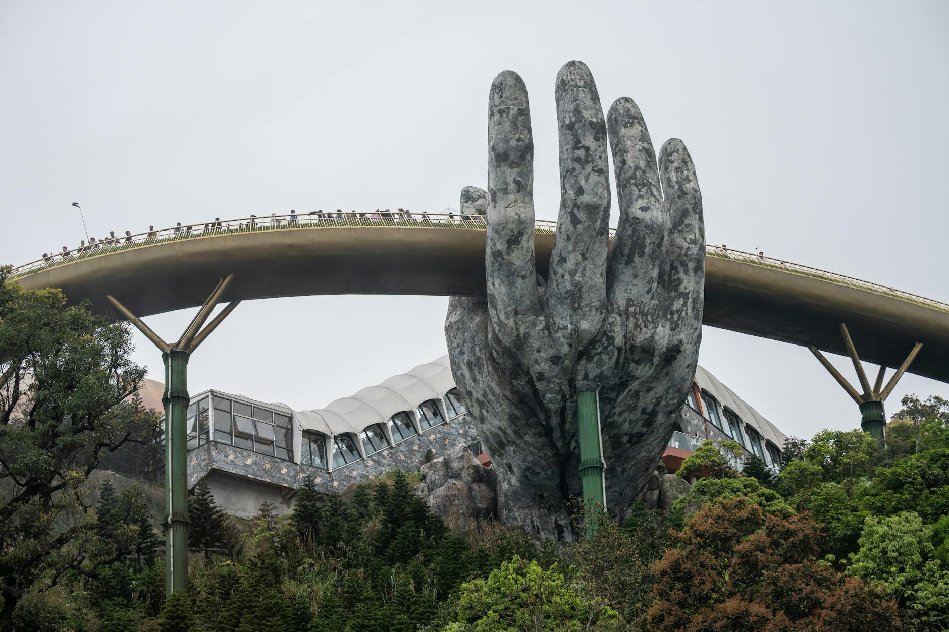 Widok drogi przeznaczonej do modernizacji w ramach dotacji dla Golub-Dobrzynia